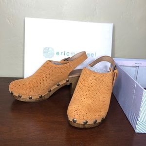 Eric Michael - Julia Slingback